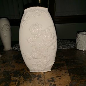 Lenox Vase Ivory and Gold Trim